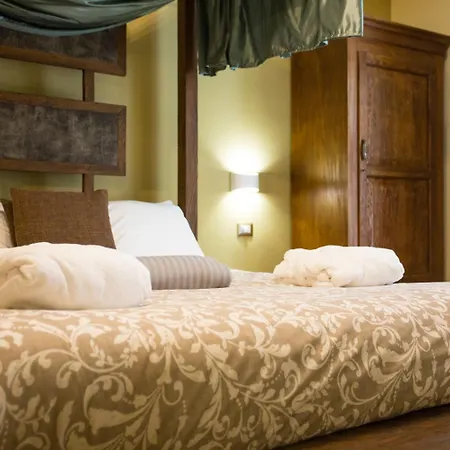 Chiaia 205 By Dimorra נאפולי