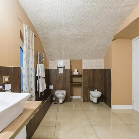 Chiaia 205 By Dimorra בית הארחה 4*