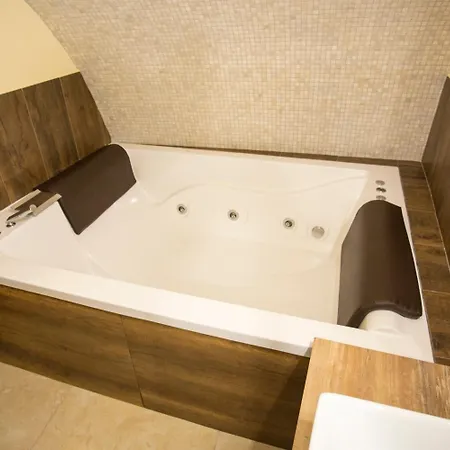 Chiaia 205 By Dimorra 4* Nápoles