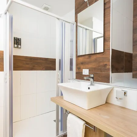 Chiaia 205 By Dimorra 4*